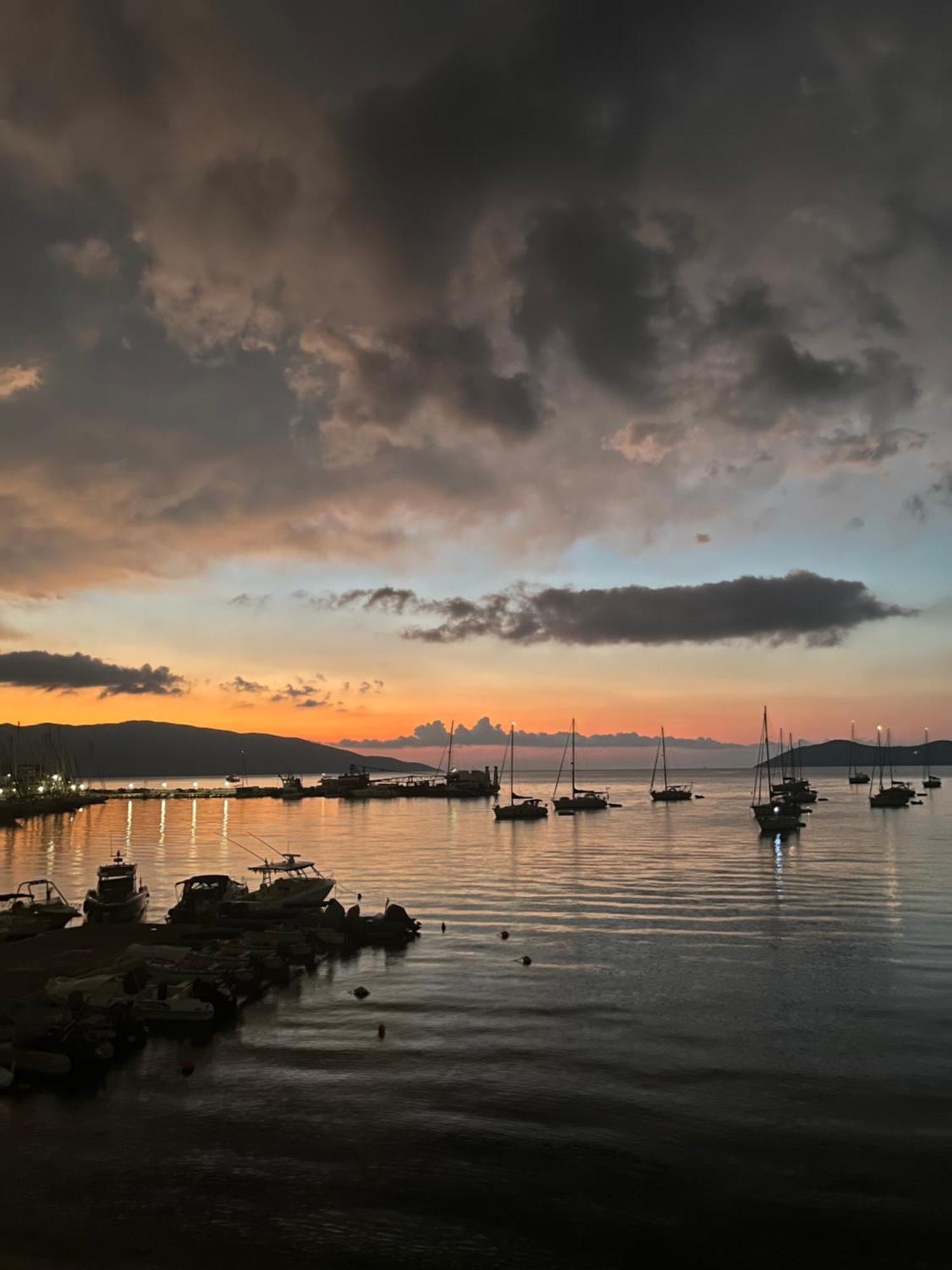 Sea Side Studios Agia Efimia Buitenkant foto